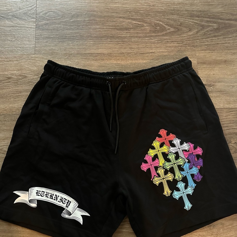 Graphic shorts